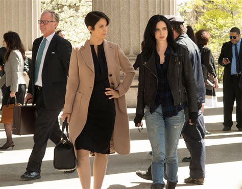 Jessica Jones Review Marvels New Series Goes Darker Collider