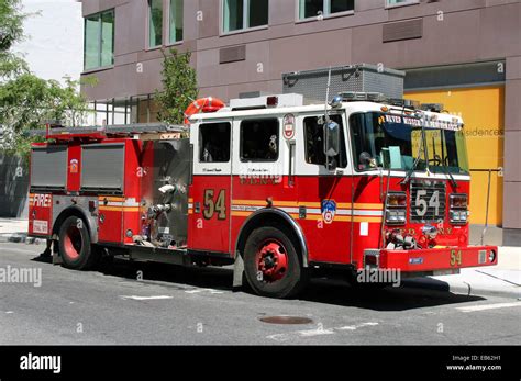 New York City Fire Dept Hi Res Stock Photography And Images Alamy