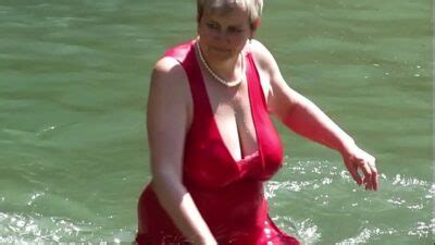 Rugby Women Nude Calendar Porn Vidéos Porno et Sex Video Tukif Porno