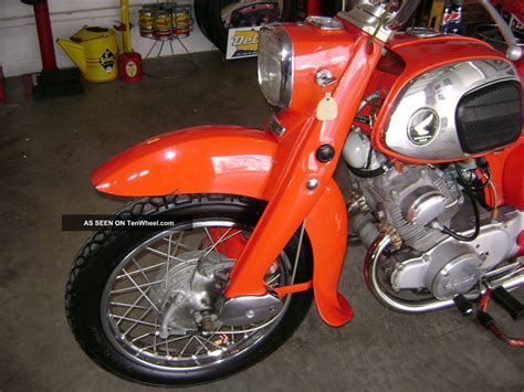 1968 Honda 160 Baby Dream Shiners Parade Cycle Outstanding Survivor