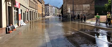 Hochwasser und Hochwassermeldestufen Halle Saale Händelstadt