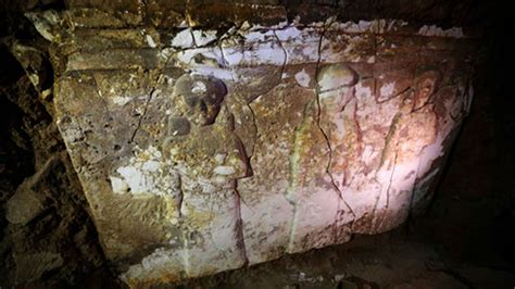 Assyrian artifacts discovered in abandoned ISIS tunnels - ABC7 Chicago