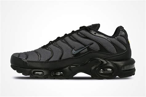 Nike Air Max Plus Womens (Black/Dark Grey) - Sneaker Freaker