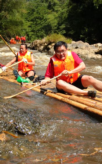 Klasik Bamboo Rafting Adventure Semadang Kayaking Kuching Borneo