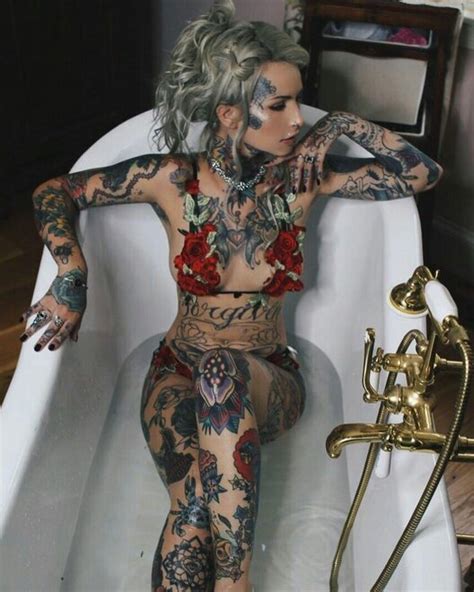 Bathtub Beauty Porn Pic