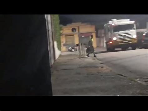 LLEGA EL DÍA DE DAR LA CAJA DE BASURA COMO HECHO UNA SORPRESA DAI DA PRAIA XVIDEOS