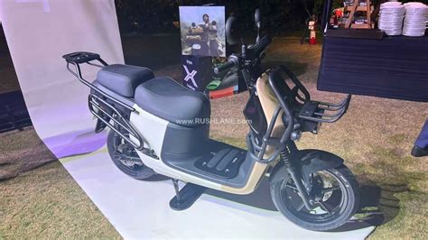 Gogoro Crossover Unveiled With Three Variants Full Details