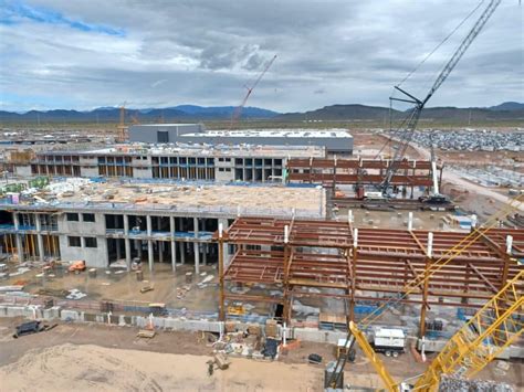 Chip Plant Megaprojects Create S Of Sheet Metal Jobs In Az