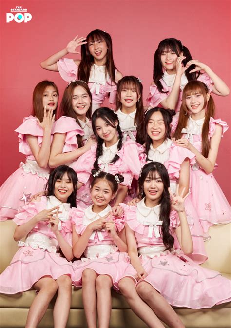 Poplivexbnk484thgen เติมเต็มความสดใสต้อนรับ ‘วันใหม่ ไปกับ 11 สาว