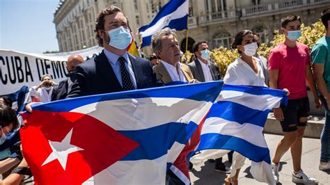 VOX envía una delegación a Cuba para respaldar las protestas del 15 N