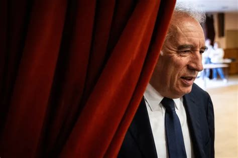 Premier Test Pour Le Gouvernement Bayrou Face Une Motion De Censure