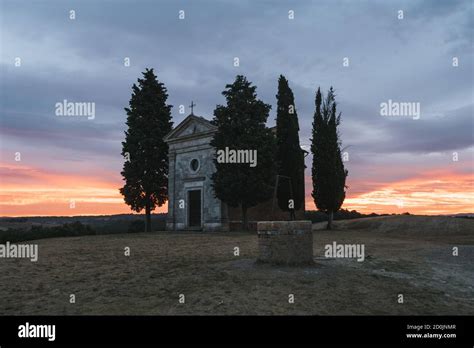 Capella Della Madonna Di Vitaleta Hi Res Stock Photography And Images