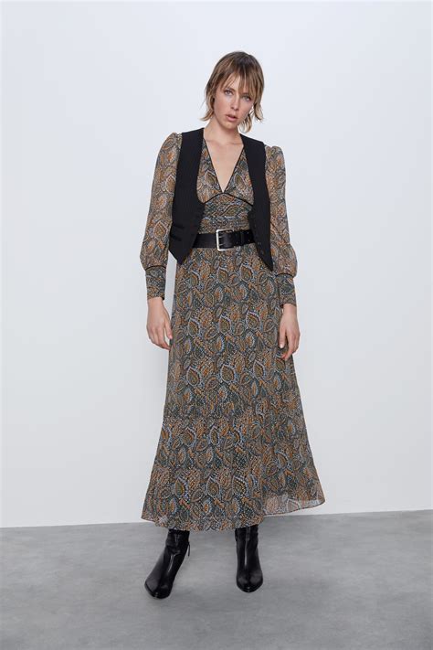 Zara Nos Propone Los Vestidos Boho M S Estilosos Para Lucir En Primavera