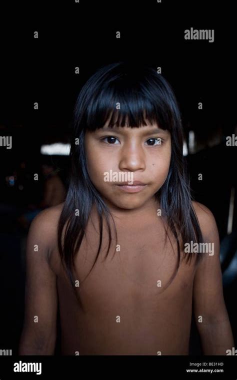 Sexy Naked Xingu Girls