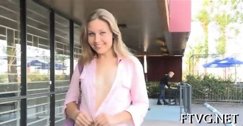 Gal Demonstrates Hot Body