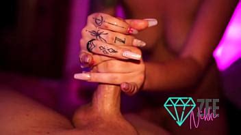 Uñas Enfocado POV Masturbación Con La Mano XVIDEOS