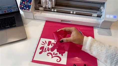 How To Cut Vinyl With Silhouette Cameo 4 Tutorial For Beginners 2022