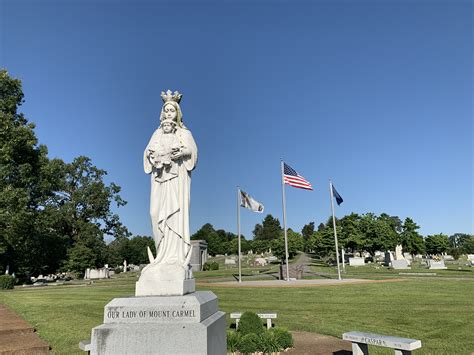 Famous names at mount carmel cemetery attract history buffs daily 32