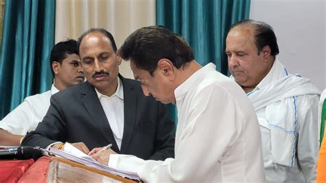 MP polls: Kamal Nath files nomination from Chhindwara, recalls his ...