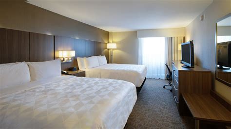 Holiday Inn Nashville-Vanderbilt (Dwtn), an IHG Hotel, 2613 West End ...