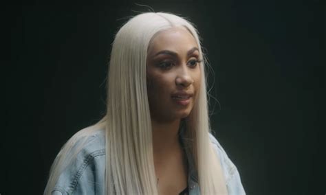 Queen Naija Drops “Karma” Performance Video; Reveals Meaning Behind Song - Singersroom.com