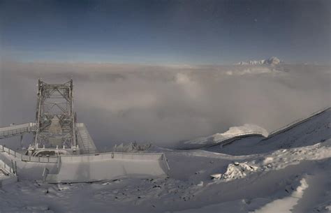 Autumn Snowfall in the Alps - InTheSnow