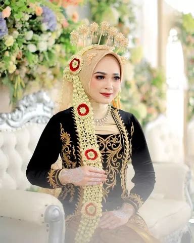 baju pengantin adat jawa hijab modern memesona