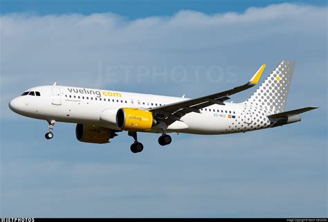 Ec Ncu Airbus A N Vueling Aaron Vancoillie Jetphotos