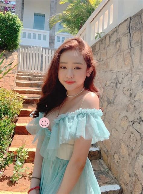 Hot Girl Th Y Vi G P S C Khi Livestream G Y Tranh C I D D I