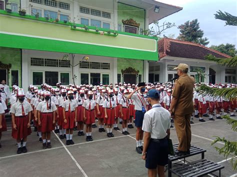 Masa Pengenalan Lingkungan Sekolah Mpls Smp Negeri 6 Singaraja Tahun