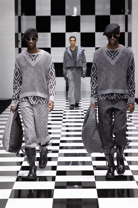 Emporio Armani Collection Men Fall 2022