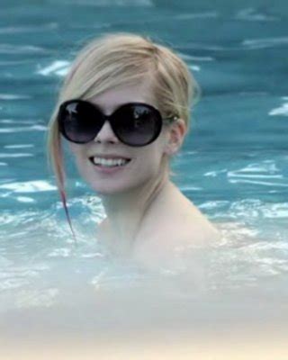 Avril Lavigne Caught Naked In The Pool With Her Friend Porn Pictures XXX Photos Sex Images