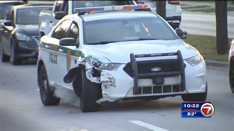 Miami Dade Police Cruiser Involved In Crash In Sw Miami Dade Wsvn