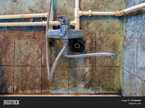 Old Faucet Sink Rusty Image And Photo Free Trial Bigstock