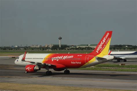 Military And Commercial Technology Thai Vietjet Receives Aoc