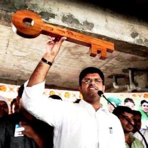 Dushyant Chautala Age, Caste, Wife, Family, Biography & More ...