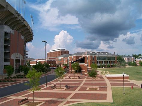 Campus Green + Main Transit Pavilion at Auburn University | KPS Group