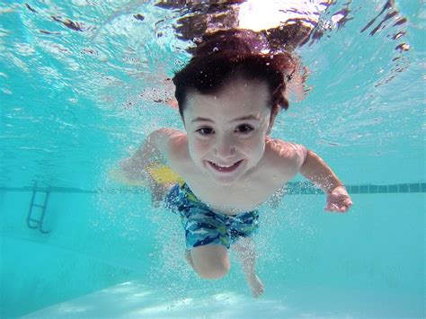 Mary Wayte Swimming Pool Family Swim Sessions | Seattle Area Family Fun ...