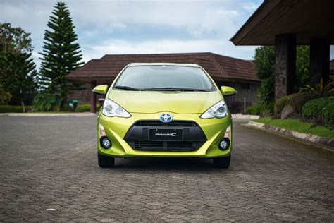 Toyota Prius C 2023 Prices And Promo Toyota Motors Cebu Philippines