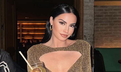 Δήμητρα Αλεξανδράκη Δεν φαντάζεστε σε τι κατάσταση ήταν το στήθος της Hot News Τα πιο