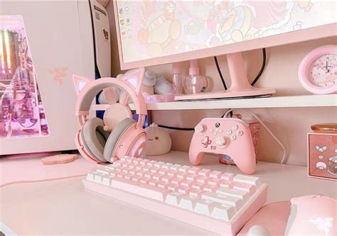 light pink gamer girl setup | Ideas de sala de juegos, Cuarto gamer ...