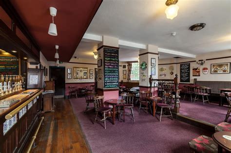 Traditional British Pub Interior Editorial Photo - Image of cocktail, empty: 135529201