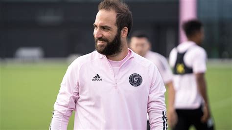 Gonzalo Higuaín sobre su hermano Aunque yo tenga pelo estamos igual