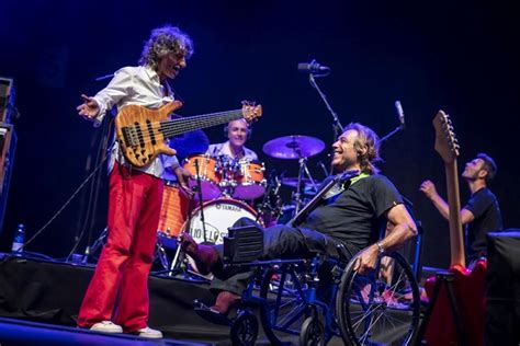 Elio E Le Storie Tese E Il Trio Medusa Tornano Con Il Concertozzo