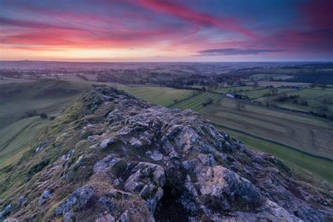 Dove Dale - Thorpe Cloud photo spot, Ashbourne