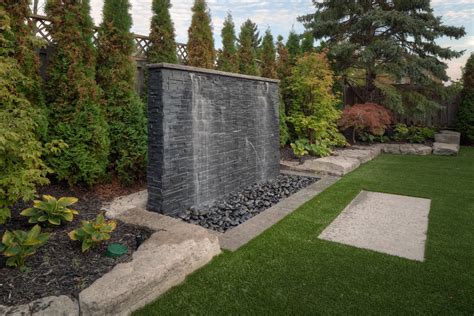 How To Create Modern Landscaping Using Natural Stones - STONEarch