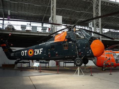Sikorsky S58, pictures, technical data, history - Barrie Aircraft Museum