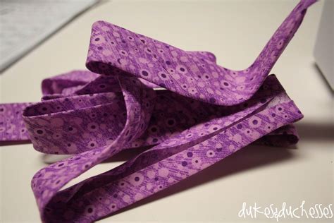 How to Make Bias Tape {Tutorial} - Dukes and Duchesses