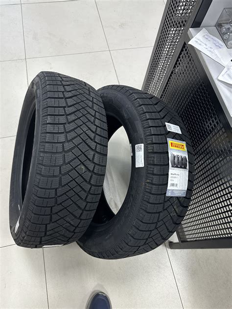 Новая зимняя резина Pirelli Ice Zero Friction — Audi A6 (C7), 2 л, 2017 ...