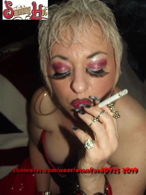Smoking Hot Slut Pics Xhamster